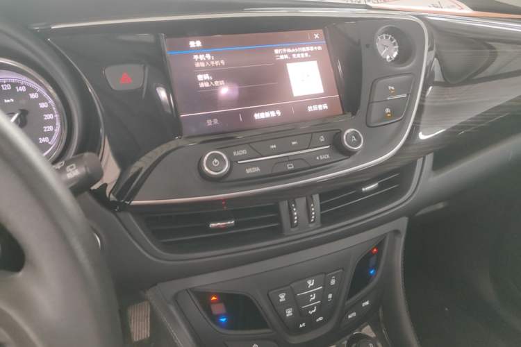 Used Buick Envision 2020 20T Two-Wheel Drive Leading Version Audio And AC Panel
