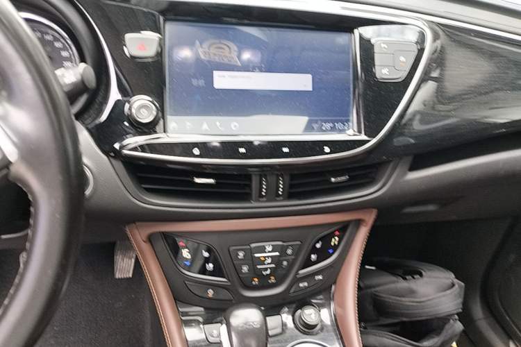 Used Buick Envision 2020 20T Two-Wheel Drive Luxury Model Audio And AC Panel
