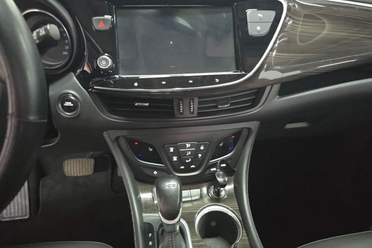 Used Buick Envision 2020 20T Two-Wheel Drive Elite Version Audio And AC Panel