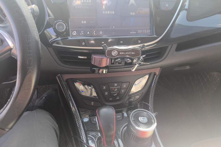 Used Buick Envision 2020 28T Four-Wheel Drive Elite Version Audio And AC Panel