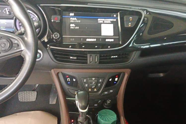 Used Buick Envision 2020 28T Four-Wheel Drive Elite Version Audio And AC Panel