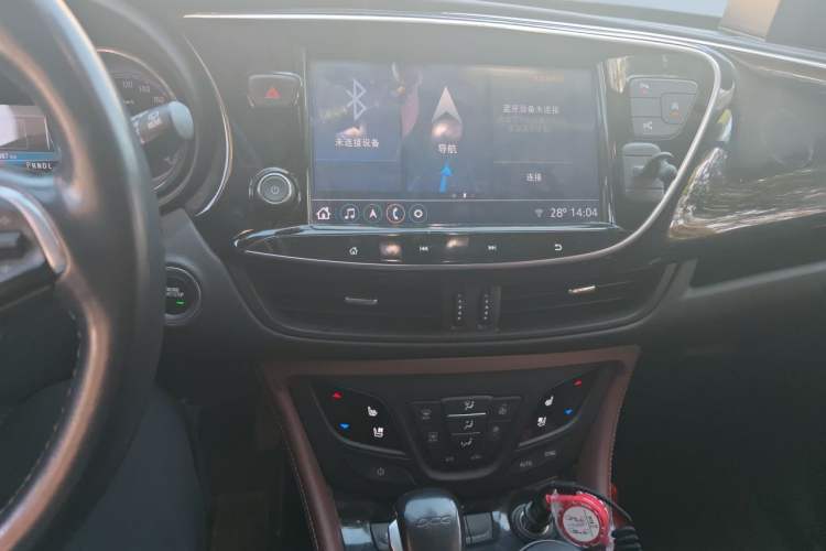 Used Buick Envision 2020 20T Two-Wheel Drive Luxury Model Audio And AC Panel