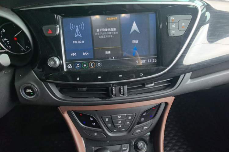 Used Buick Envision 2020 28T Four-Wheel Drive Luxury Version Audio And AC Panel
