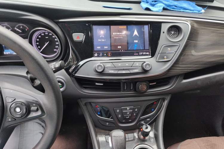 Used Buick Envision 2020 20T Two-Wheel Drive Leading Version Audio And AC Panel
