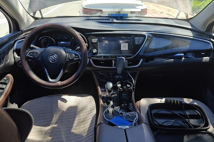 Used Buick Envision 2020 20T Two-Wheel Drive Luxury Model Center Console