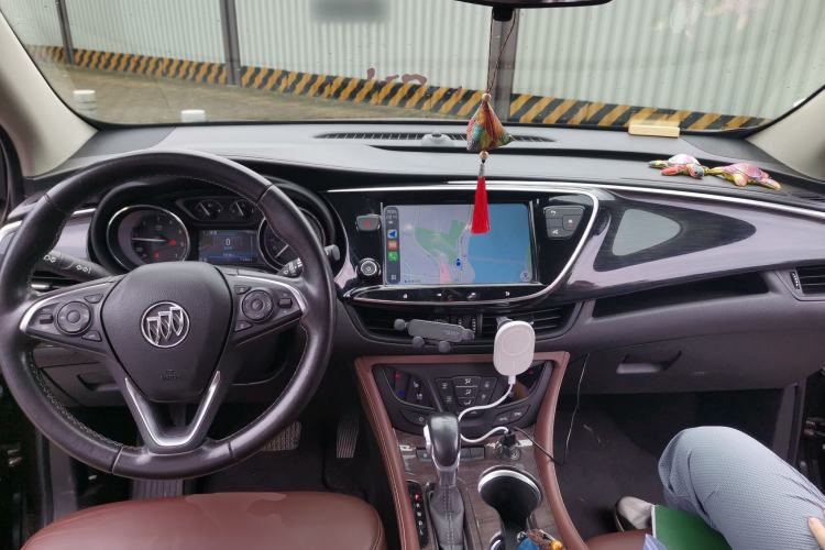 Used Buick Envision 2020 20T Two-Wheel Drive Luxury Model Center Console