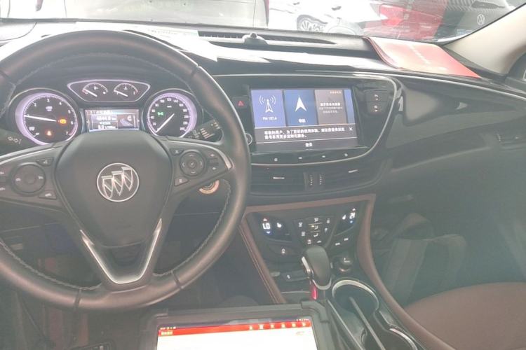 Used Buick Envision 2020 20T Two-Wheel Drive Luxury Model Center Console