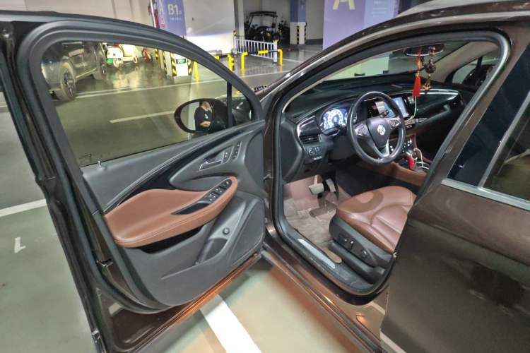 Used Buick Envision 2020 28T Four-Wheel Drive Luxury Version Driver Seat