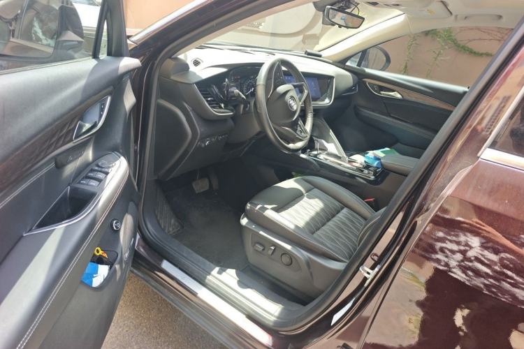 Used Buick Envision 2020 Encore S 652T All-Wheel-Drive Avenir Driver Seat