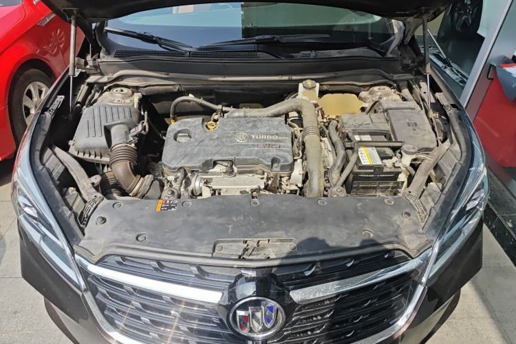 Used Buick Envision 2020 20T Two-Wheel Drive Luxury Model Engine Bay