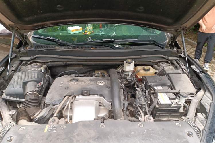Used Buick Envision 2020 28T Four-Wheel Drive Elite Version Engine Bay