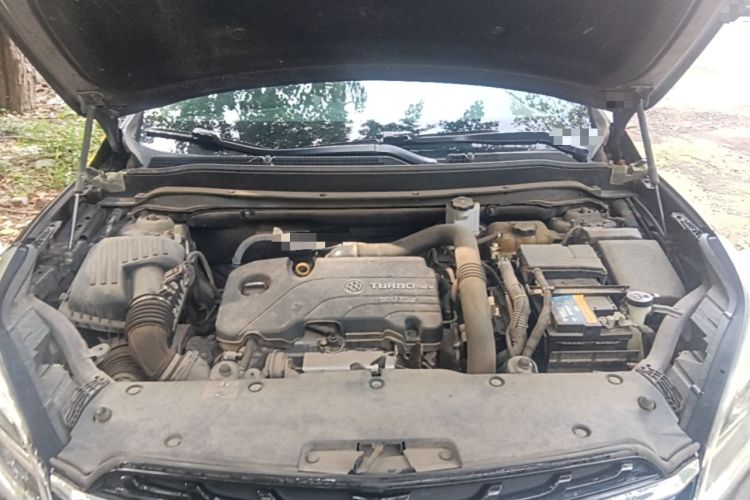 Used Buick Envision 2020 20T Two-Wheel Drive Luxury Model Engine Bay