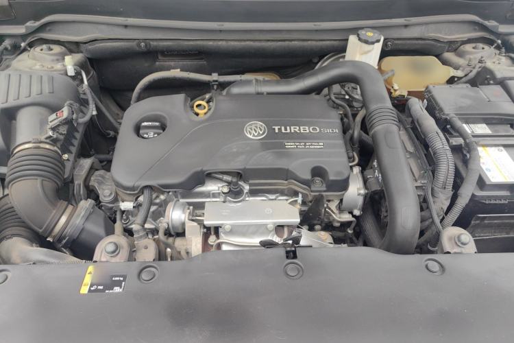 Used Buick Envision 2020 20T Two-Wheel Drive Luxury Model Engine Bay