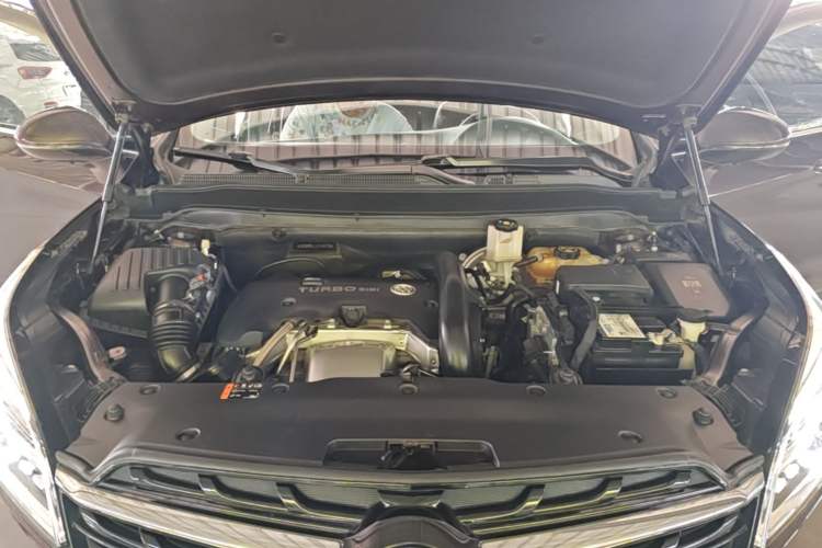 Used Buick Envision 2020 28T Four-Wheel Drive Elite Version Engine Bay