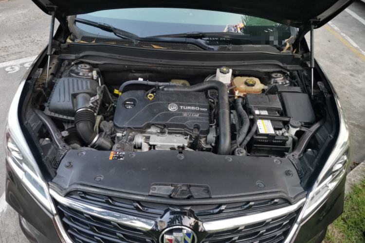 Used Buick Envision 2020 20T Two-Wheel Drive Elite Version Engine Bay