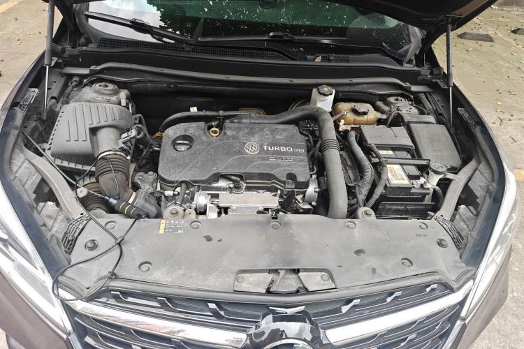 Used Buick Envision 2020 20T Two-Wheel Drive Luxury Model Engine Bay
