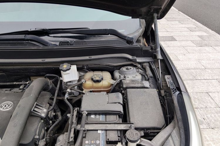 Used Buick Envision 2020 28T Four-Wheel Drive Elite Version Engine Bay Left