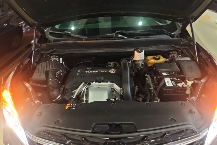 Used Buick Envision 2020 28T Four-Wheel Drive Elite Version Engine Bay