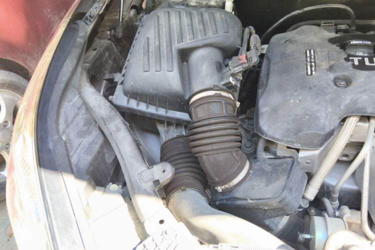 Used Buick Envision 2020 28T Four-Wheel Drive Elite Version Engine Bay Right