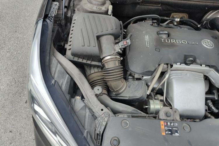 Used Buick Envision 2020 28T Four-Wheel Drive Elite Version Engine Bay Right