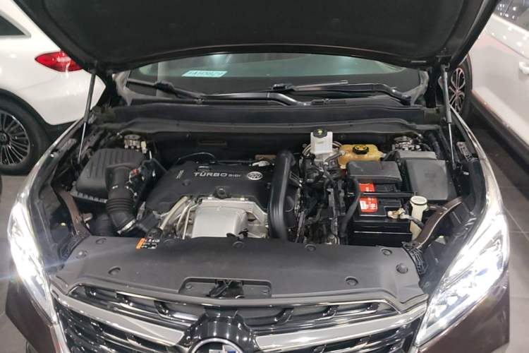 Used Buick Envision 2020 28T Four-Wheel Drive Elite Version Engine Bay