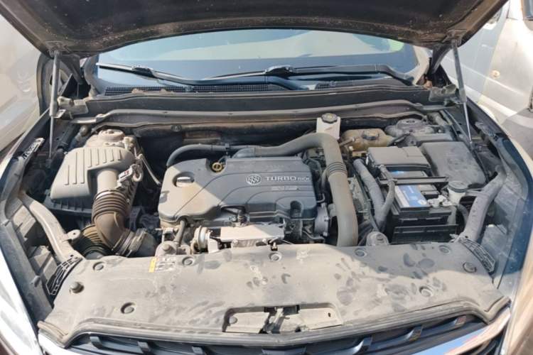 Used Buick Envision 2020 20T Two-Wheel Drive Leading Version Engine Bay