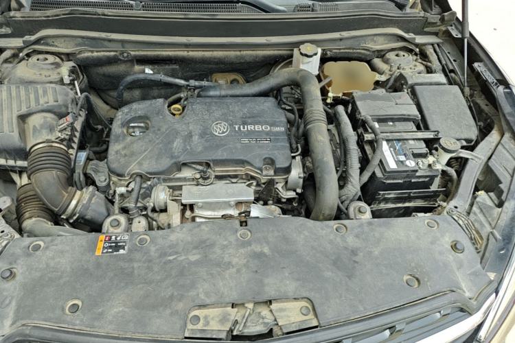 Used Buick Envision 2020 20T Two-Wheel Drive Luxury Model Engine Bay