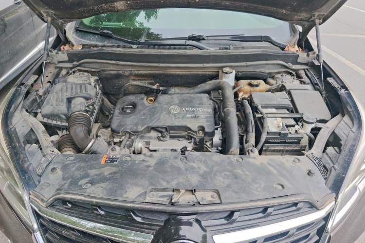 Used Buick Envision 2020 20T Two-Wheel Drive Leading Version Engine Bay