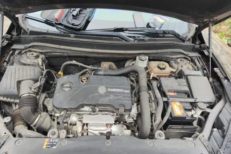 Used Buick Envision 2020 20T Two-Wheel Drive Leading Version Engine Bay