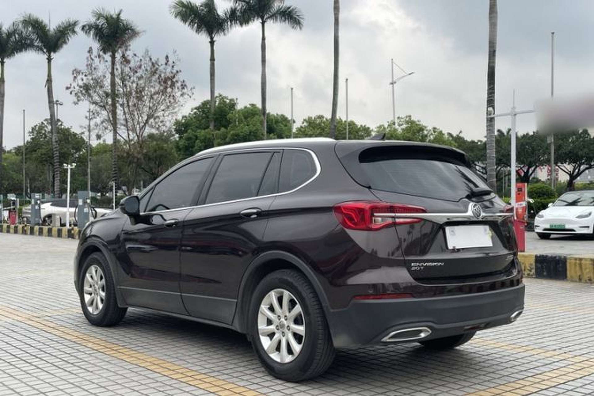 Used Buick Envision 2020 20T Two-Wheel Drive Luxury Model Exterior 7