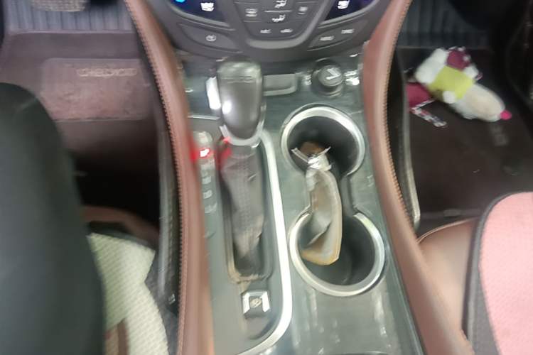 Used Buick Envision 2020 20T Two-Wheel Drive Luxury Model Gear Lever