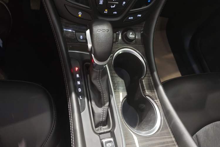 Used Buick Envision 2020 20T Two-Wheel Drive Leading Version Gear Lever
