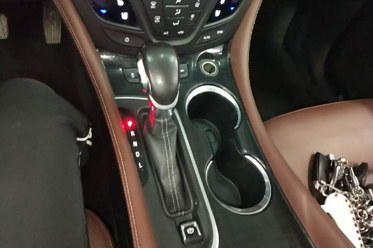 Used Buick Envision 2020 28T Four-Wheel Drive Luxury Version Gear Lever