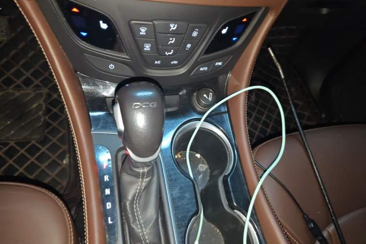 Used Buick Envision 2020 20T Two-Wheel Drive Elite Version Gear Lever