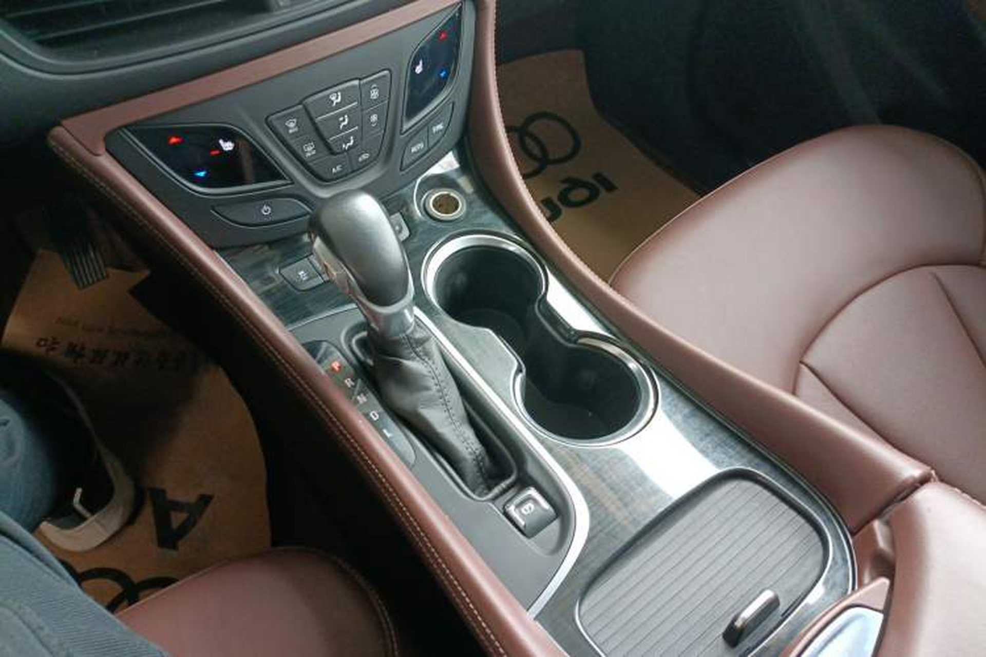 Used Buick Envision 2020 28T Four-Wheel Drive Elite Version Gear Lever