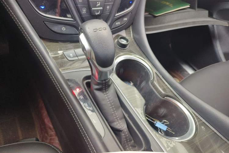 Used Buick Envision 2020 20T Two-Wheel Drive Leading Version Gear Lever