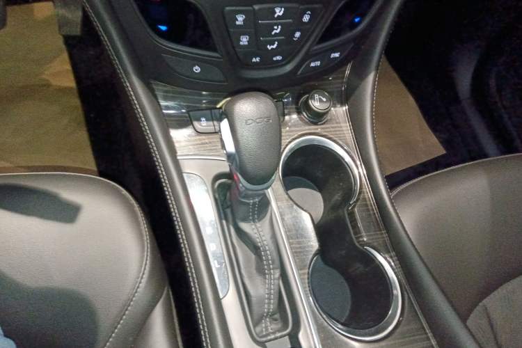 Used Buick Envision 2020 20T Two-Wheel Drive Leading Version Gear Lever