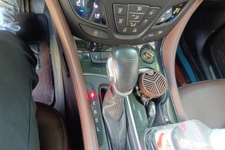 Used Buick Envision 2020 20T Two-Wheel Drive Luxury Model Gear Lever