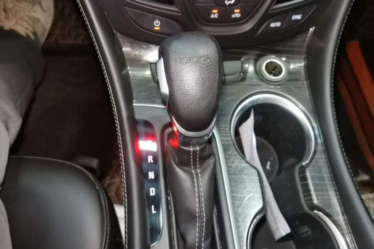 Used Buick Envision 2020 20T Two-Wheel Drive Leading Version Gear Lever