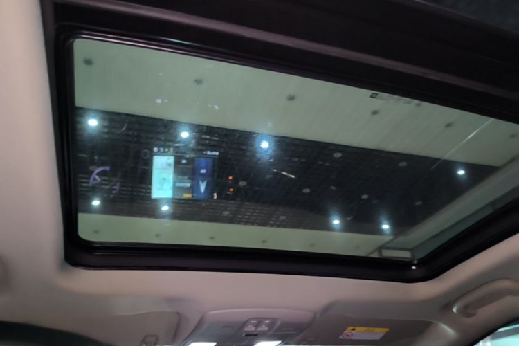 Used Buick Envision 2020 20T Two-Wheel Drive Elite Version Headliner