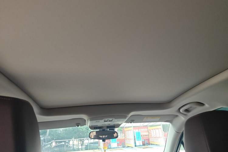 Used Buick Envision 2020 20T Two-Wheel Drive Luxury Model Headliner