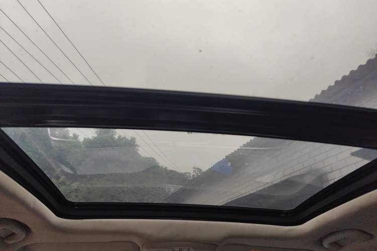 Used Buick Envision 2020 20T Two-Wheel Drive Leading Version Headliner