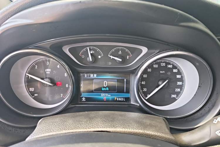 Used Buick Envision 2020 20T Two-Wheel Drive Elite Version Instrument Cluster