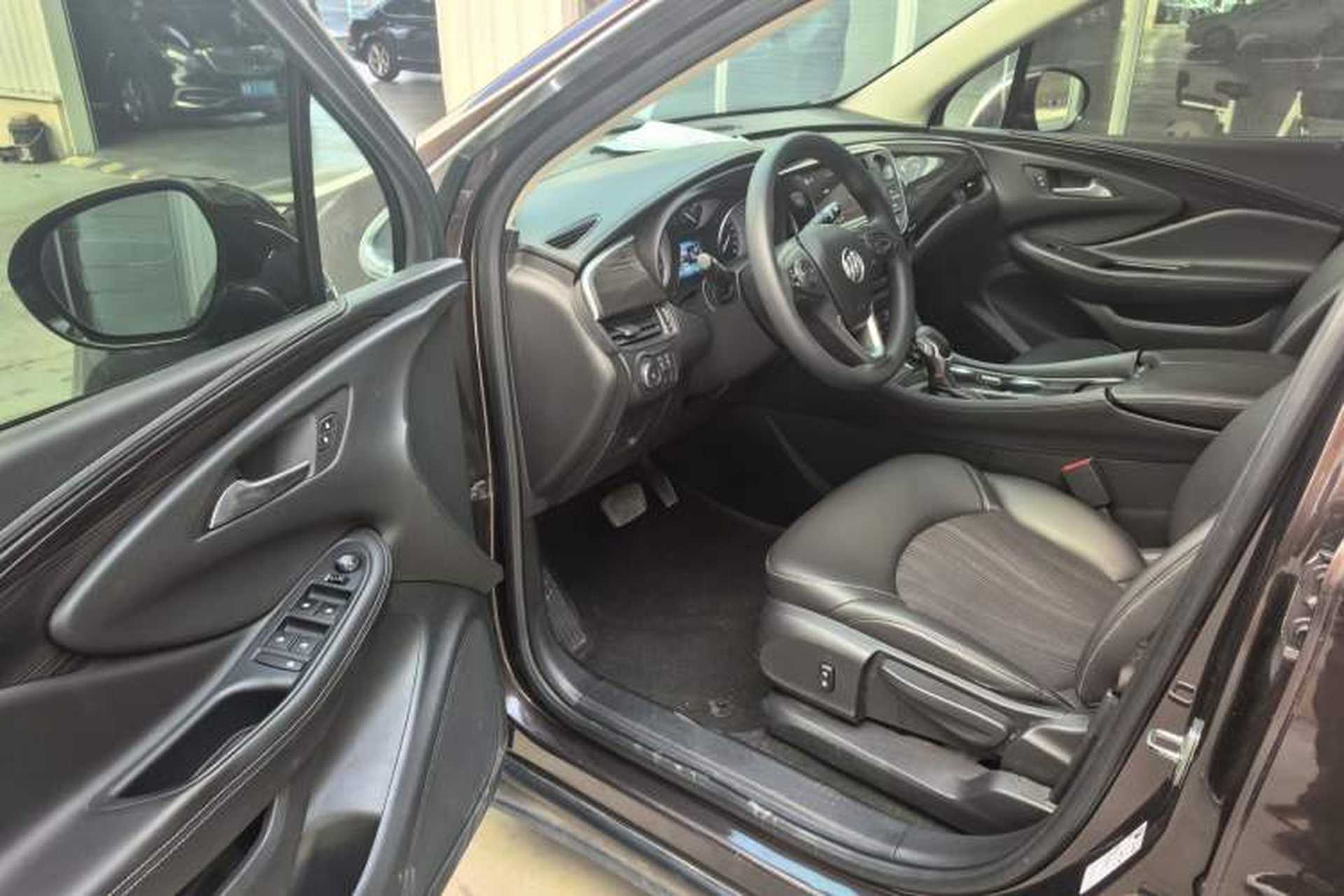 Used Buick Envision 2020 20T Two-Wheel Drive Leading Version Interior 1