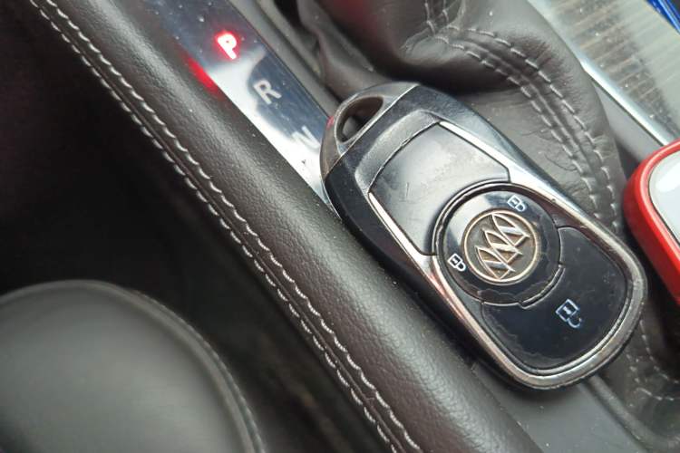 Used Buick Envision 2020 20T Two-Wheel Drive Elite Version Interior 1