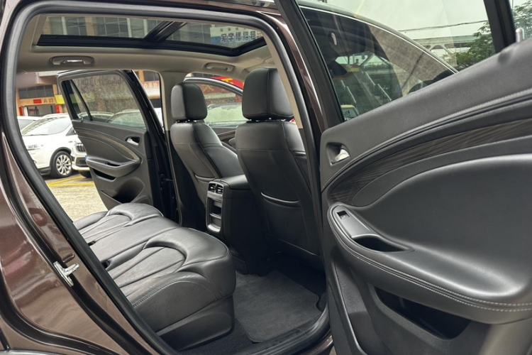 Used Buick Envision 2020 20T Two-Wheel Drive Elite Version Interior 11