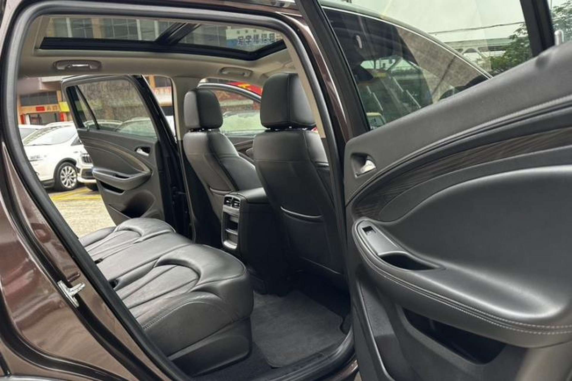 Used Buick Envision 2020 20T Two-Wheel Drive Elite Version Interior 11