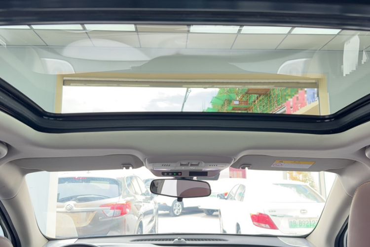 Used Buick Envision 2020 20T Two-Wheel Drive Luxury Model Interior 12
