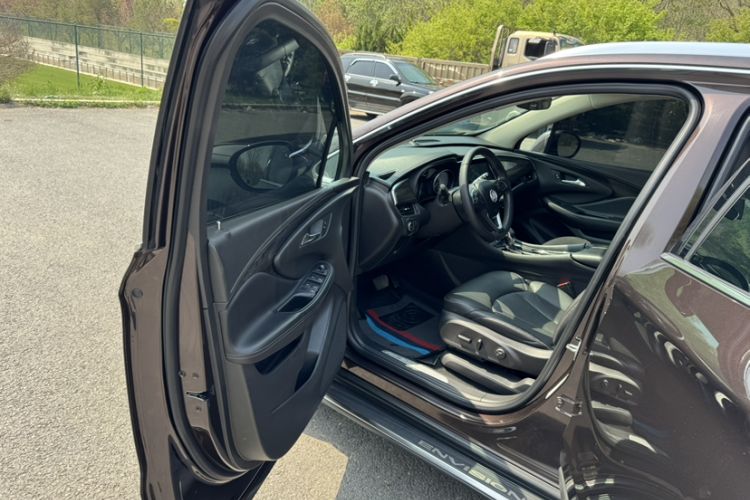 Used Buick Envision 2020 20T Two-Wheel Drive Elite Version Interior 2