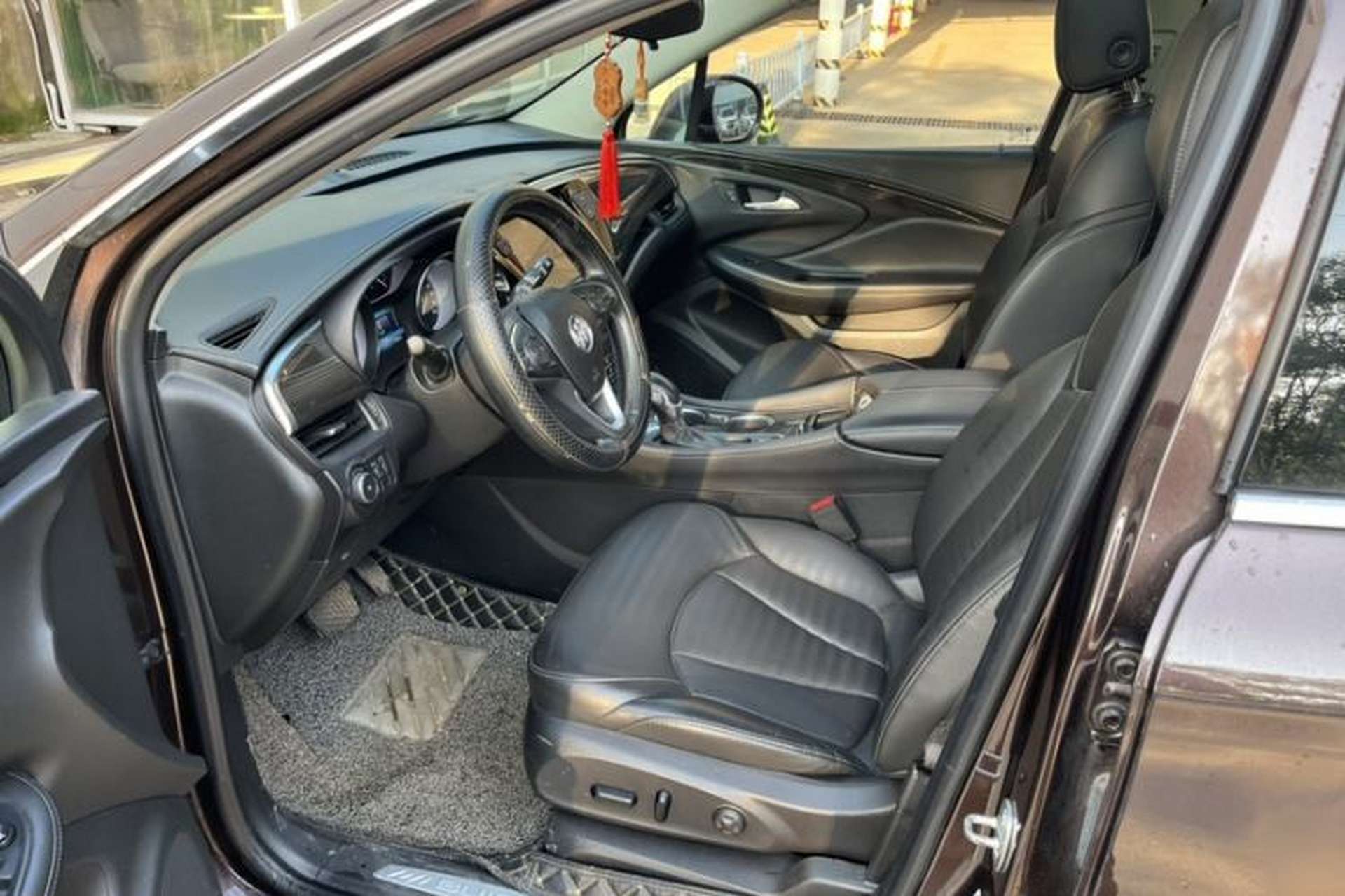 Used Buick Envision 2020 20T Two-Wheel Drive Elite Version Interior 2